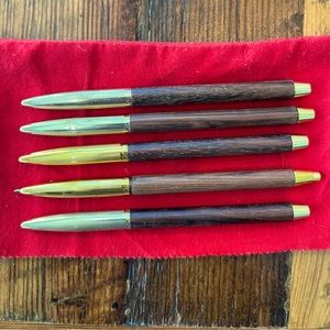 These have SOLD- Gucci pens